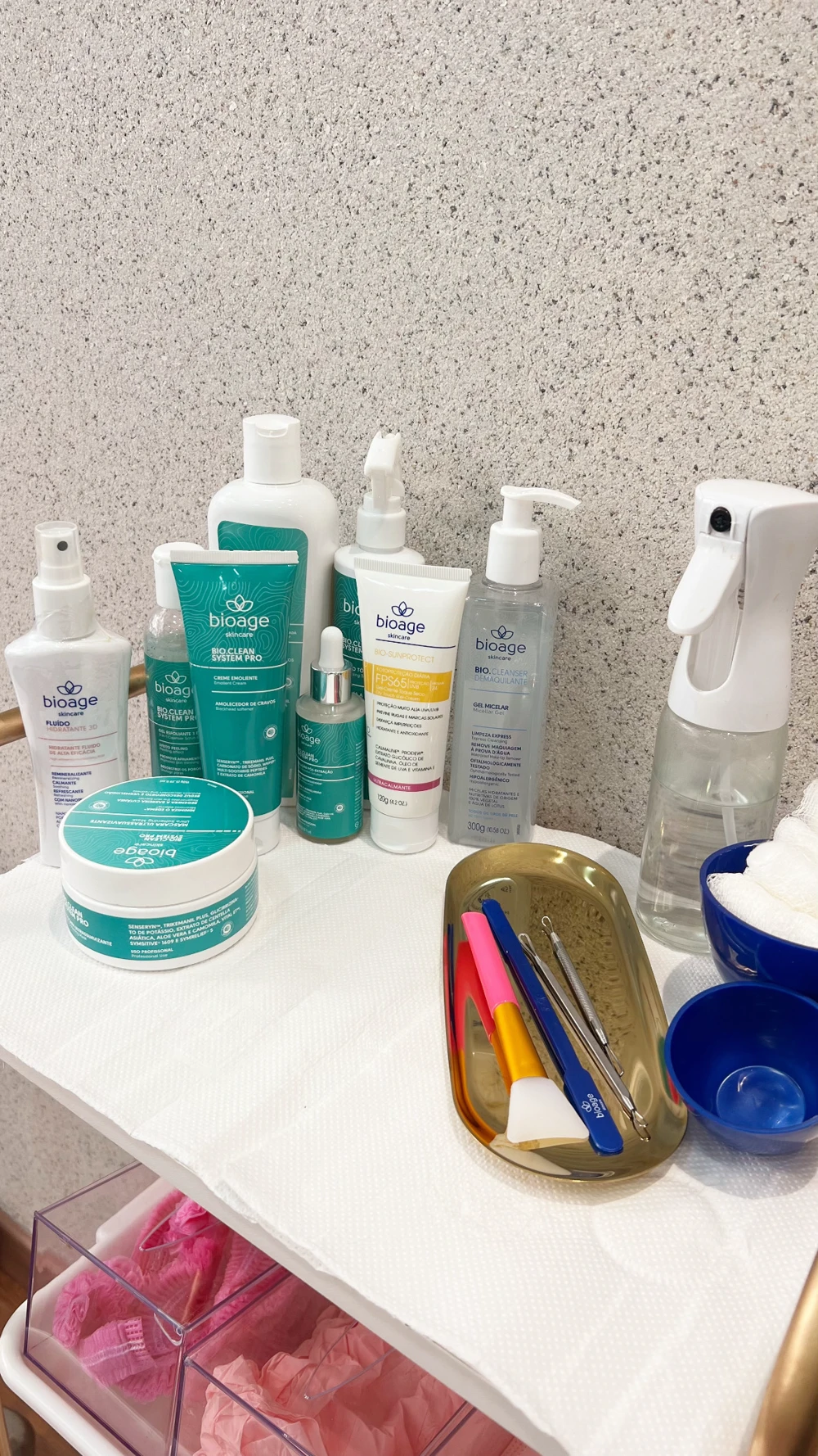 Produtos de skincare usados na TriSeé Estética Avançada